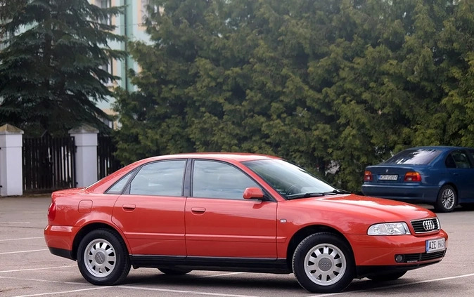 Audi A4 cena 12900 przebieg: 125000, rok produkcji 2000 z Biecz małe 596